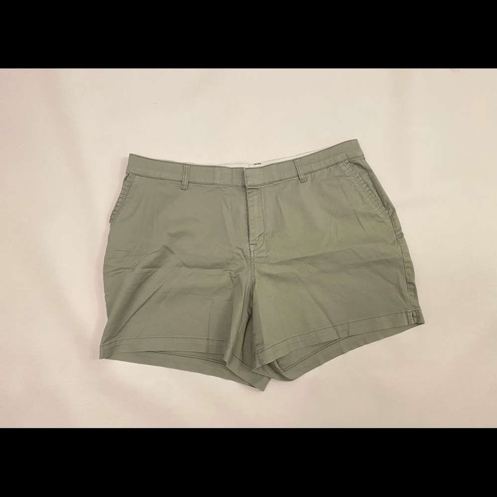Plus size LB Light Green Shorts